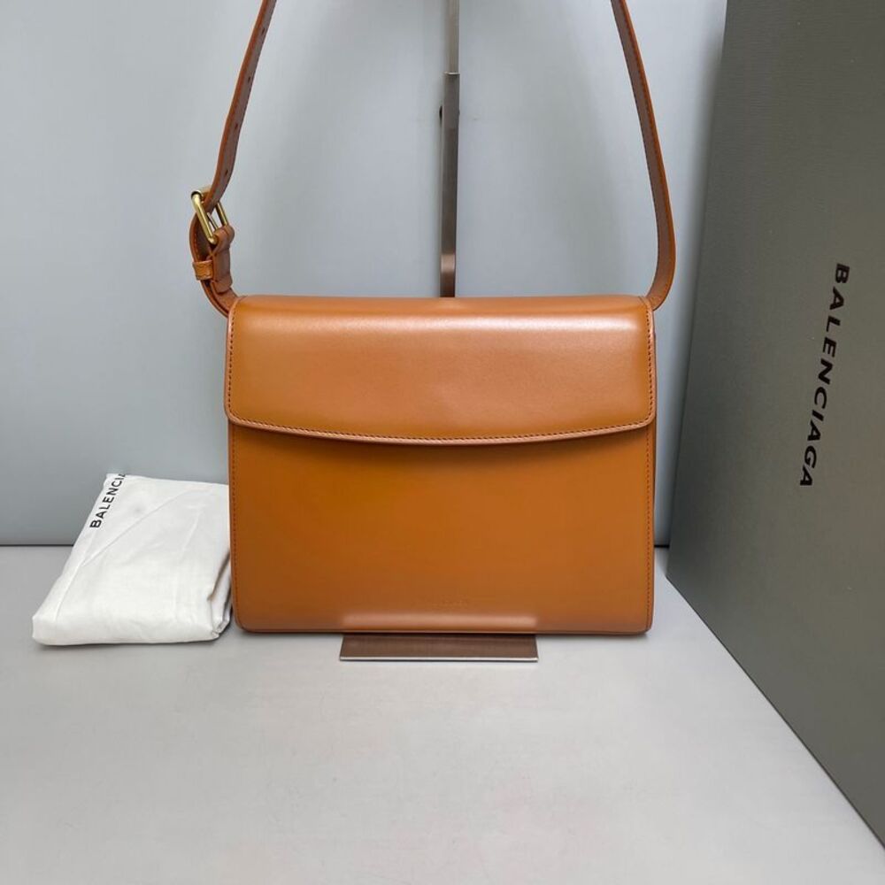 Balenciaga Women Pre-Loved Bag Very Good Condition